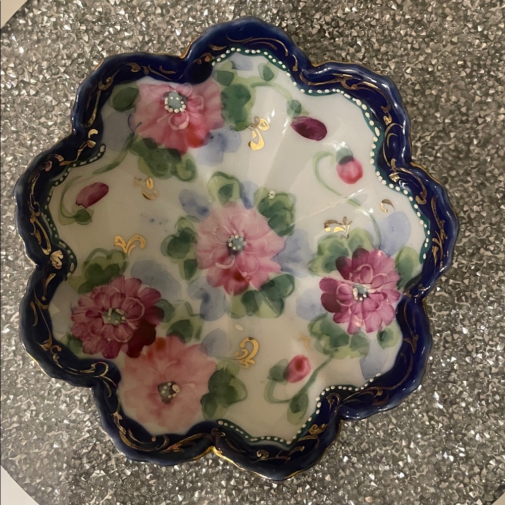 Vintage LOTUS FlowerJapanese Ceramic BOWLS(5) - Picture 4 of 12